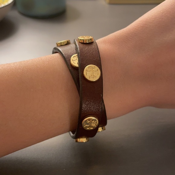 Tory Burch Double Wrap Leather Bracelet - Picture 4 of 5
